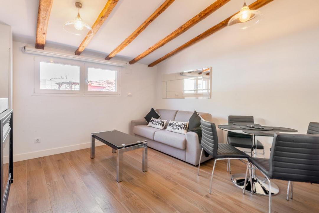 Bright Duplex- 1Bd 1,5 Bth - Sol Apartment Madrid Luaran gambar